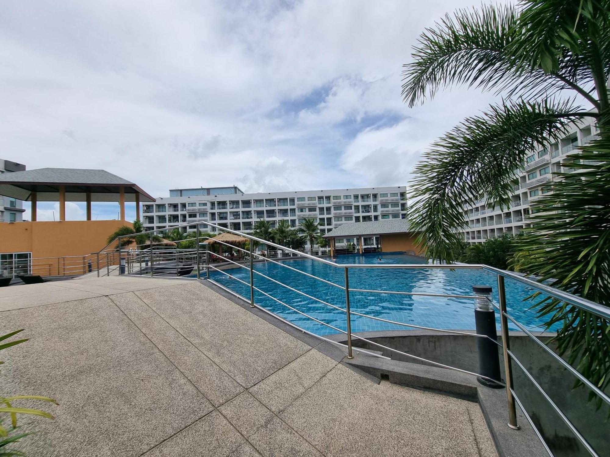 Laguna Beach Condo Resort 3 Maldives Pattaya: Pool View Retreat Jomtien Beach Exterior photo